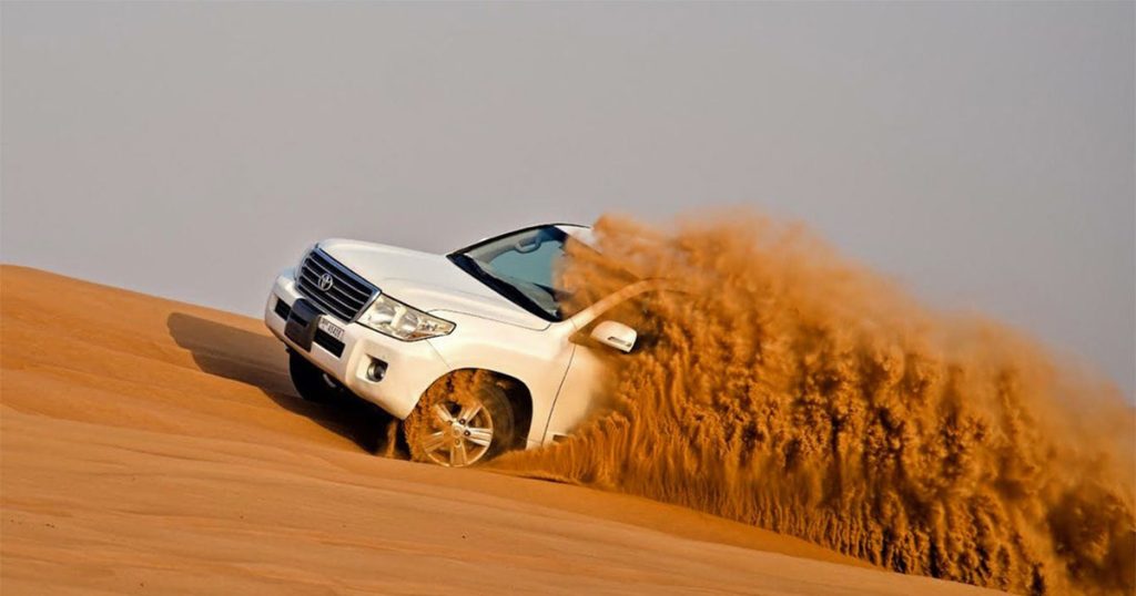private desert safari for couples with 4x4 vehicle